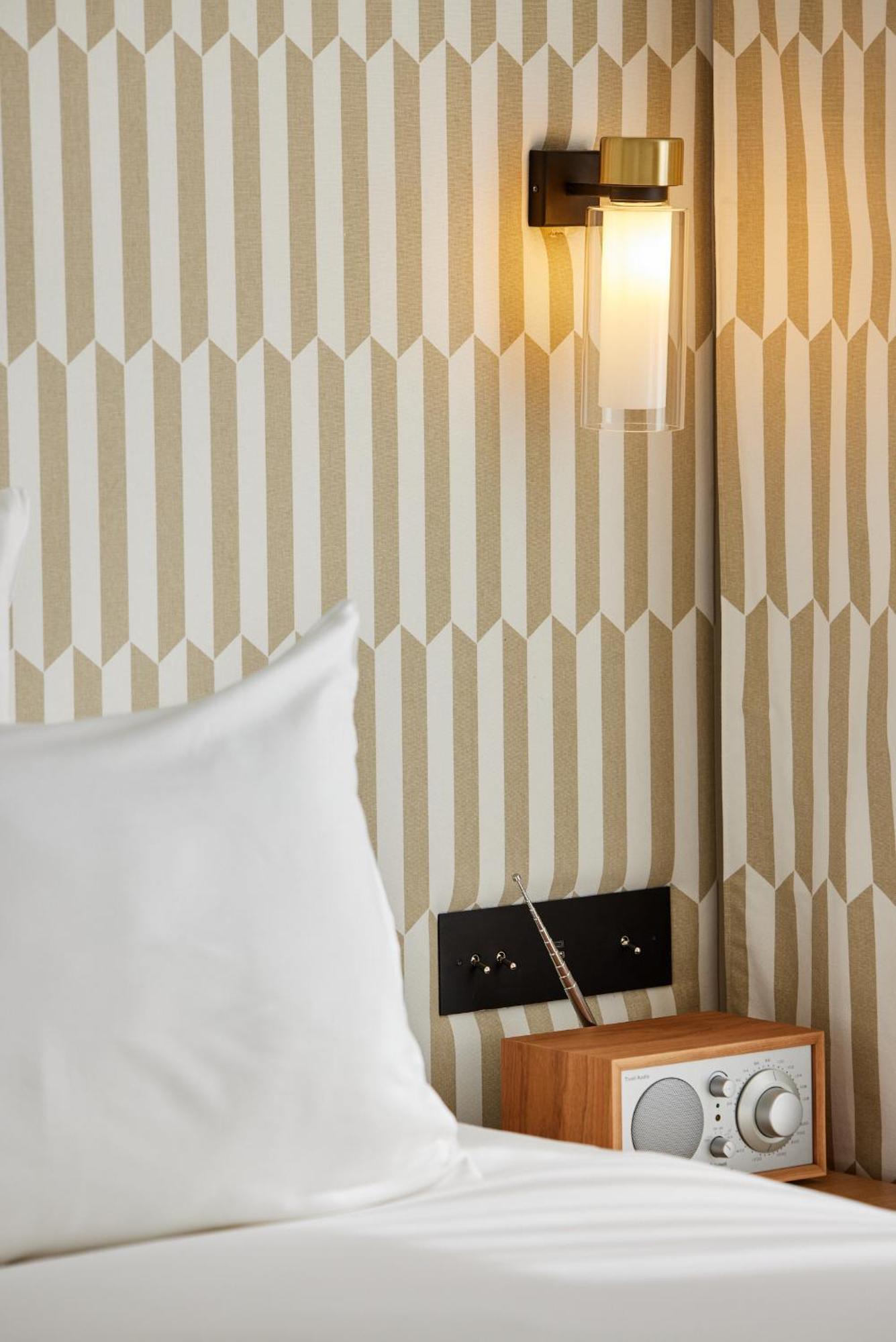 Hotel Noucha Париж Экстерьер фото