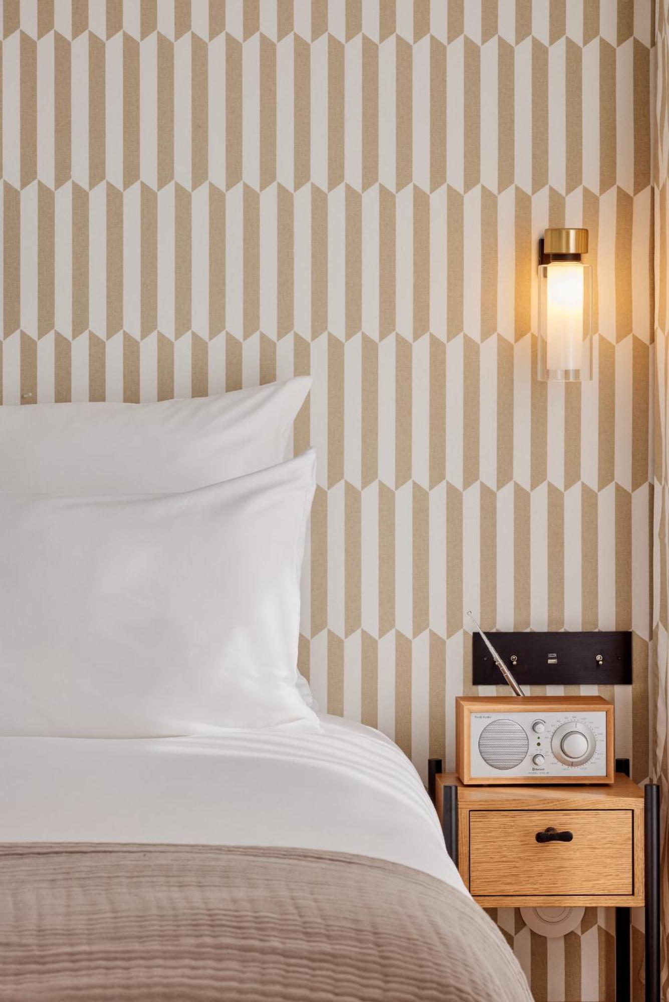 Hotel Noucha Париж Экстерьер фото
